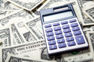 These Benefits of Living on a Tight Budget Show There’s an Upside to Being Broke!
